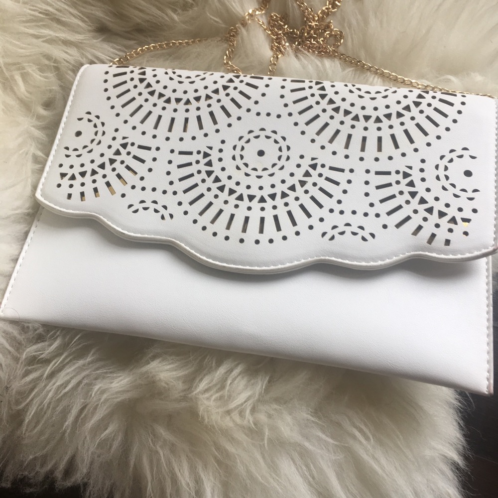 White crossbody bag